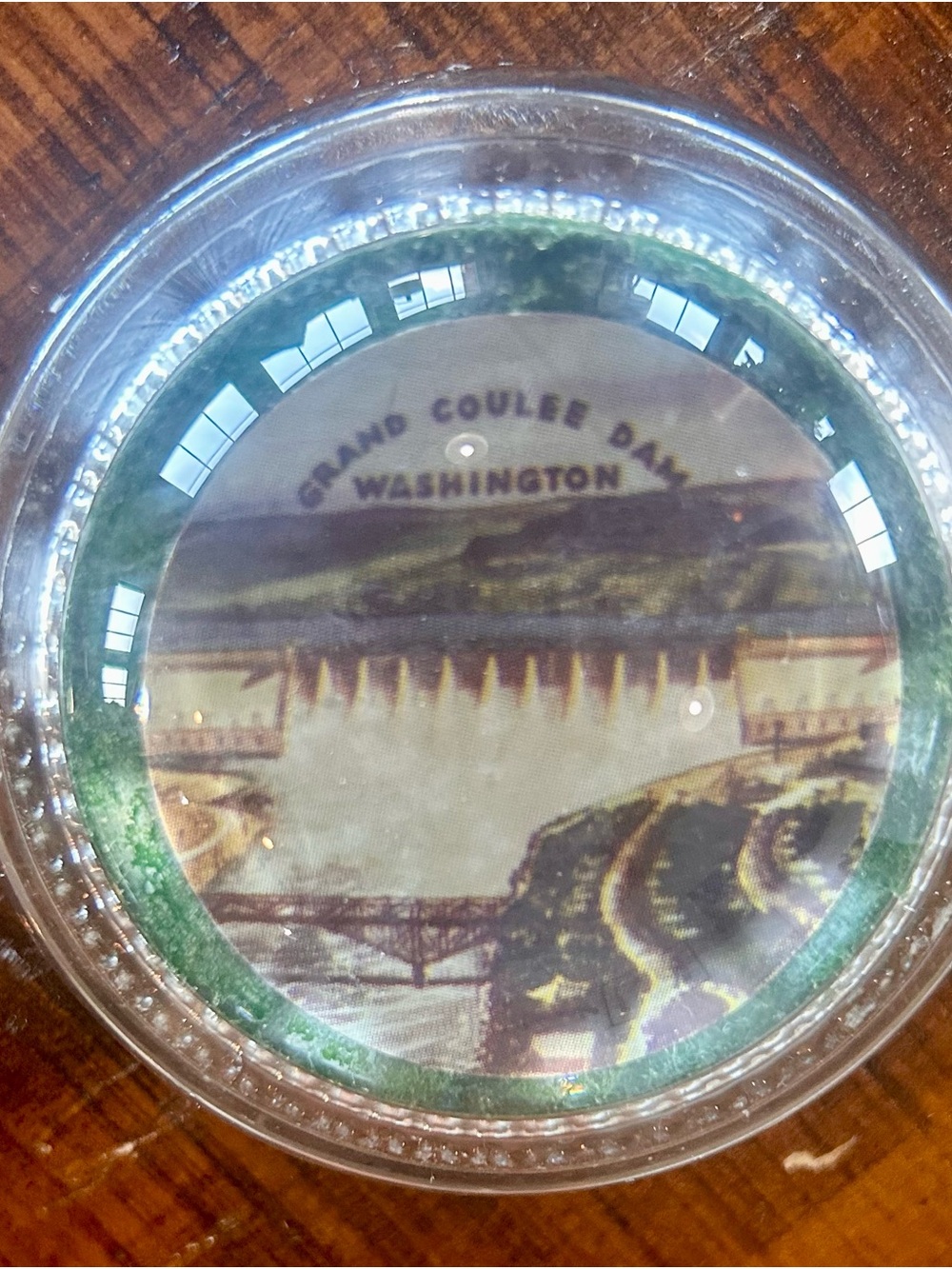 Vintage Grand Coulee Dam Washington Glass Dome Paperweight